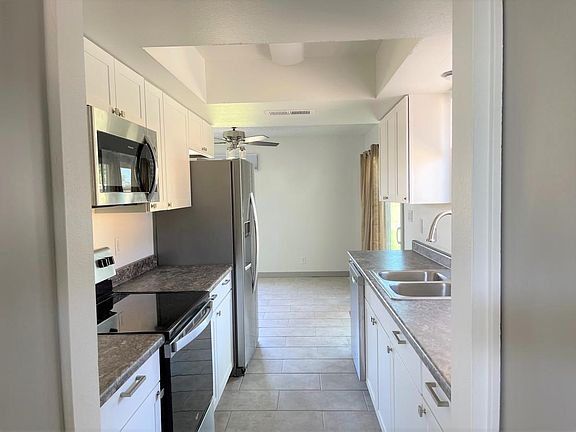 5th image of 1238 W Malibu Dr