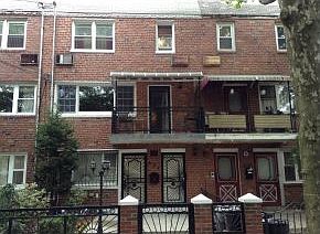 1st image of 631 E 59th St