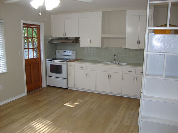 5th image of 2422 50th St N