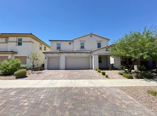 1059 N Water St, Henderson, NV 89011