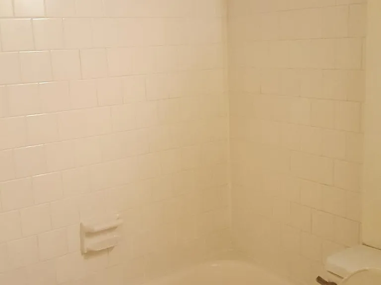 Hagel Cir — Photo 2
