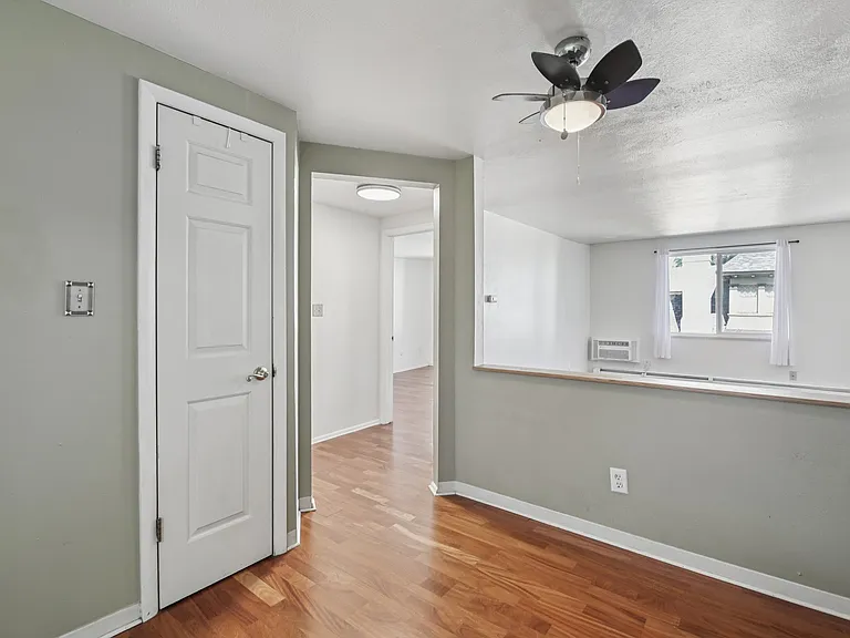 Kitchen/dining, looking into living room