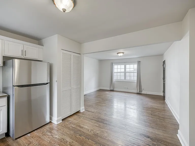 1523 Oakview Rd #4 — Photo 7
