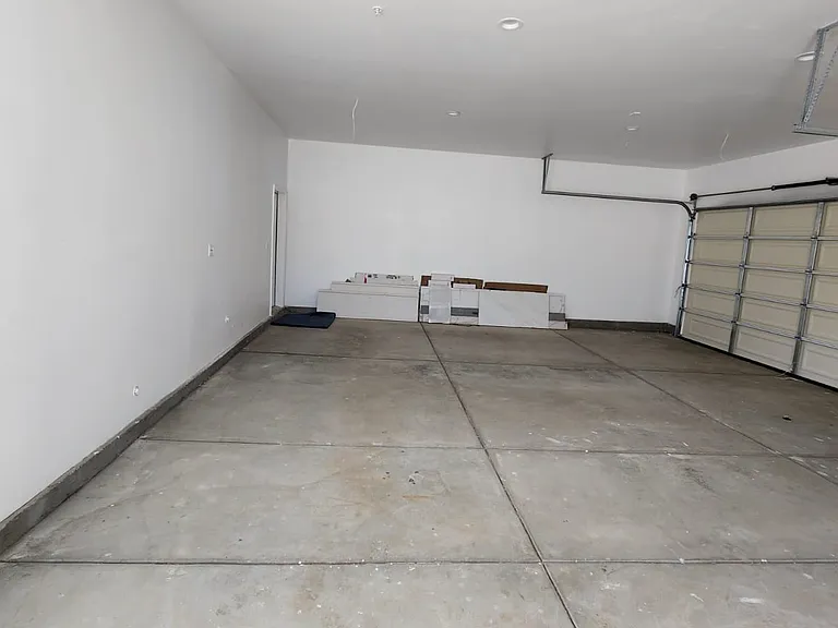 Bandell St — Photo 33
