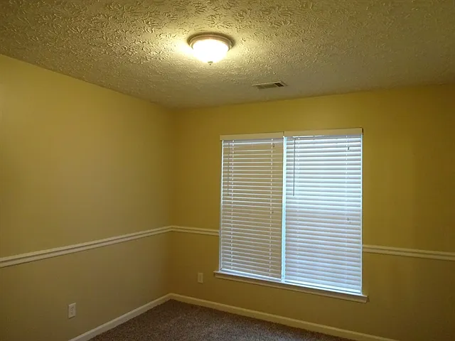 256 Sandstone Dr — Photo 10