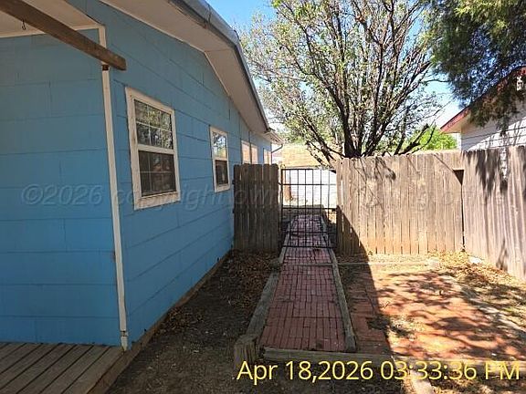 2nd image of 1112 Seneca Ln