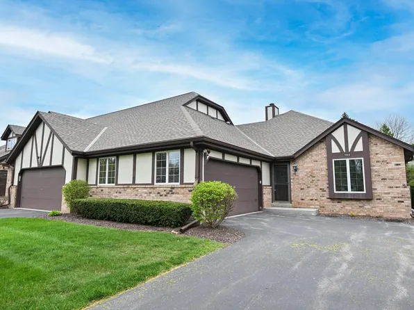 770 Oakwood LANE #D, Brookfield, WI 53045