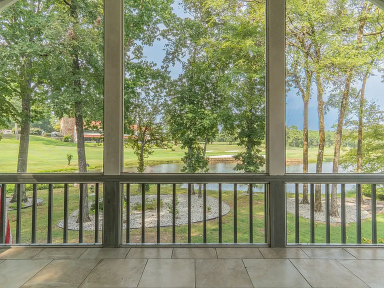10 Lindura Ln — Photo 41