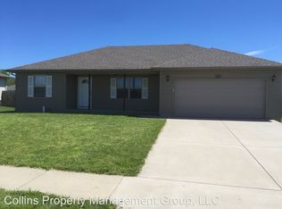 108 Spruce Ave, Clever, MO 65631