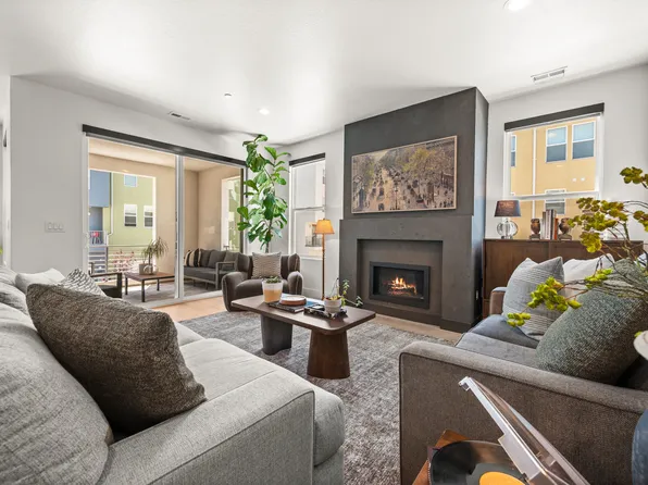 1498 W Aspen Ridge Ln #122, Farmington, UT 84025
