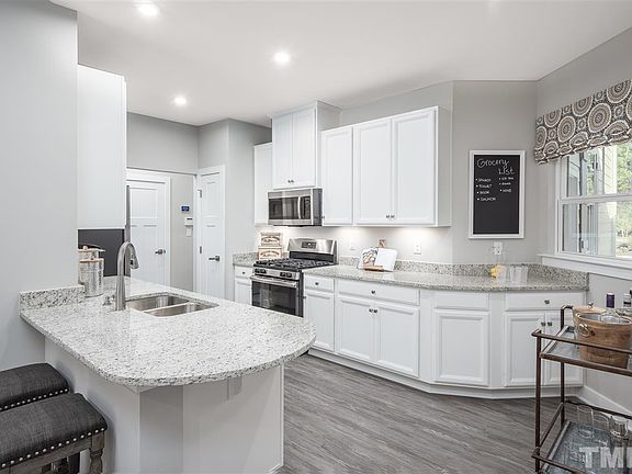 5th image of 502 Smallwood Dr #3237D
