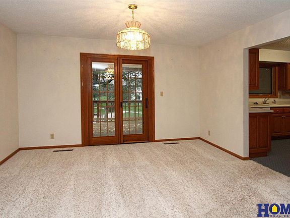 4th image of 5551 Venture Dr