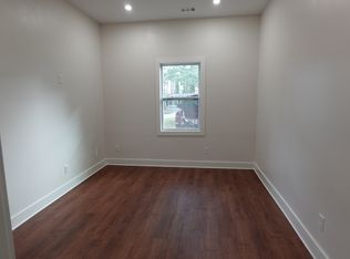 3917 Bonnie Ln SE, Hapeville, GA 30354