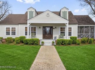 9110 2nd St, Walls, MS 38680