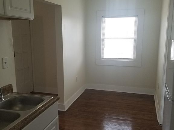 5th image of 1442 W 110th St #10