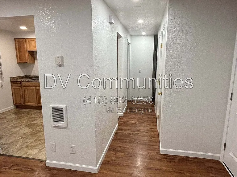 101 N 10th St #16 — Photo 3