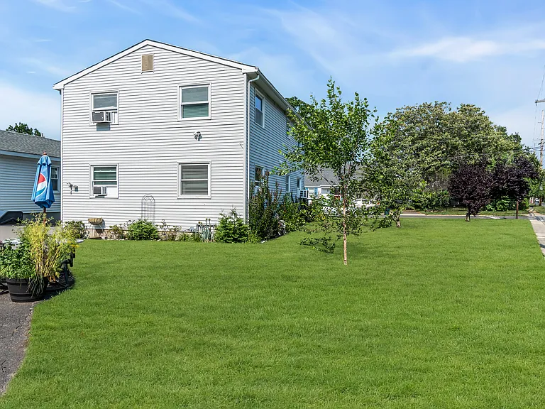 1264 Maplewood Rd #A — Photo 55