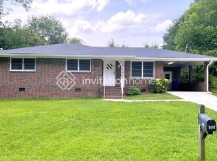 405 Jefferson Ave, Fayetteville, GA 30214