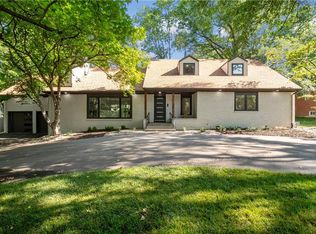 2026 W 63rd St, Mission Hills, KS 66208
