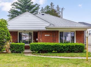 5646 Burger St, Dearborn Heights, MI 48127