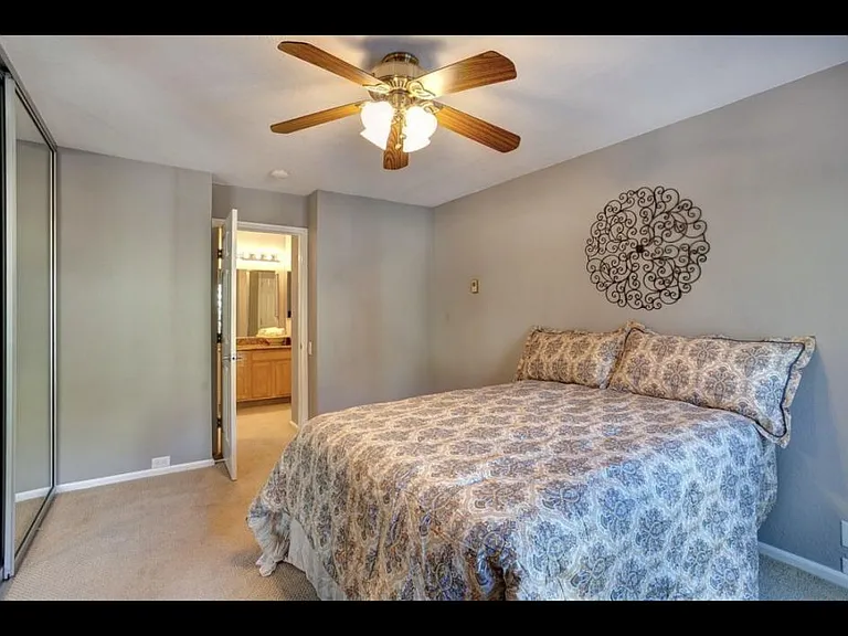 185 Sierra Dr #216 — Photo 11