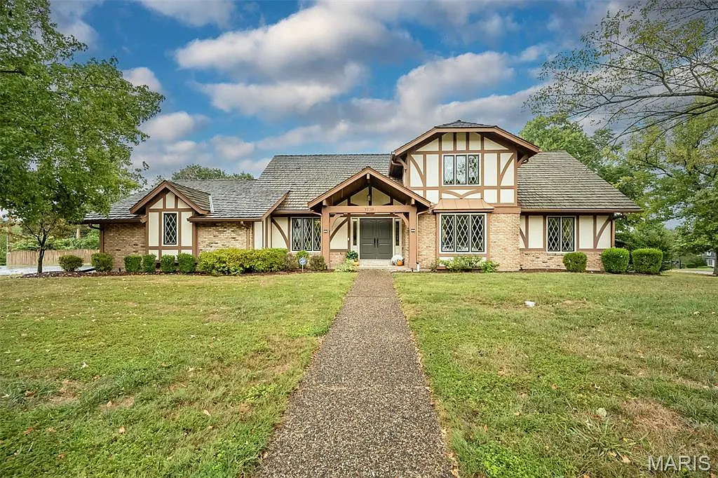 1710 Lynkirk Ln photo 1
