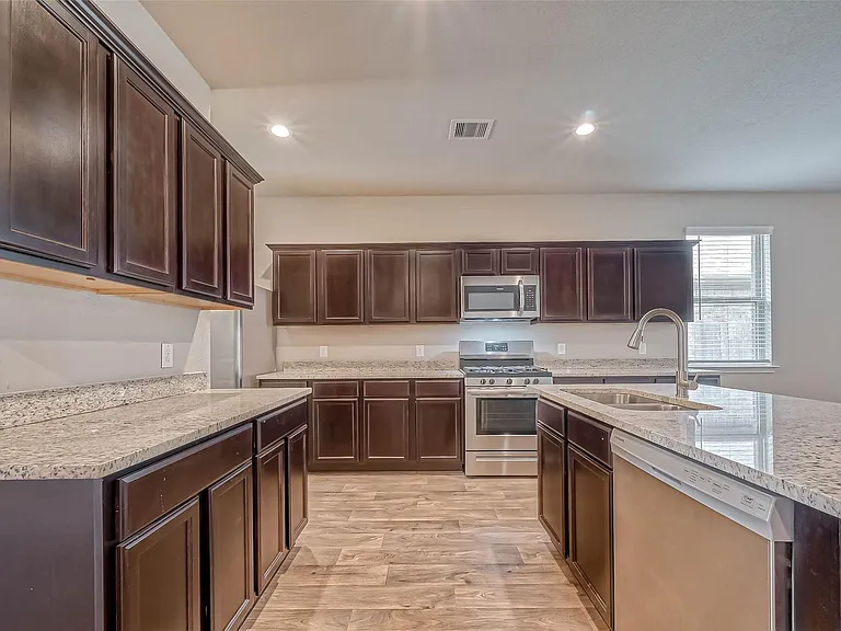 14122 Silver Falls Ct — Photo 8