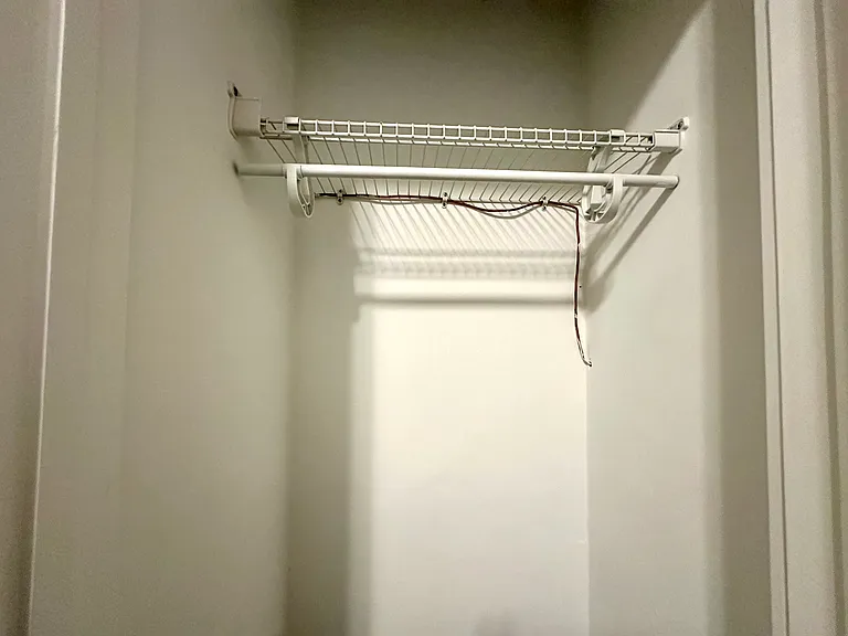 909 N Leavitt St #2R — Photo 12