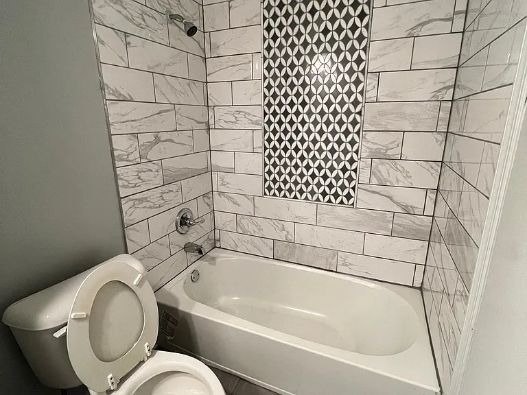 4200 Longleaf Dr — Photo 28