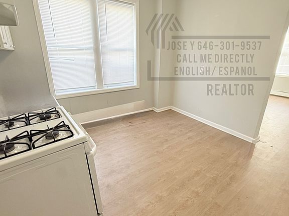 3rd image of 102 12th Ave #203
