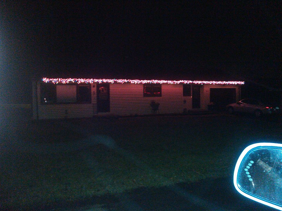 2nd image of 211 W Cedar
