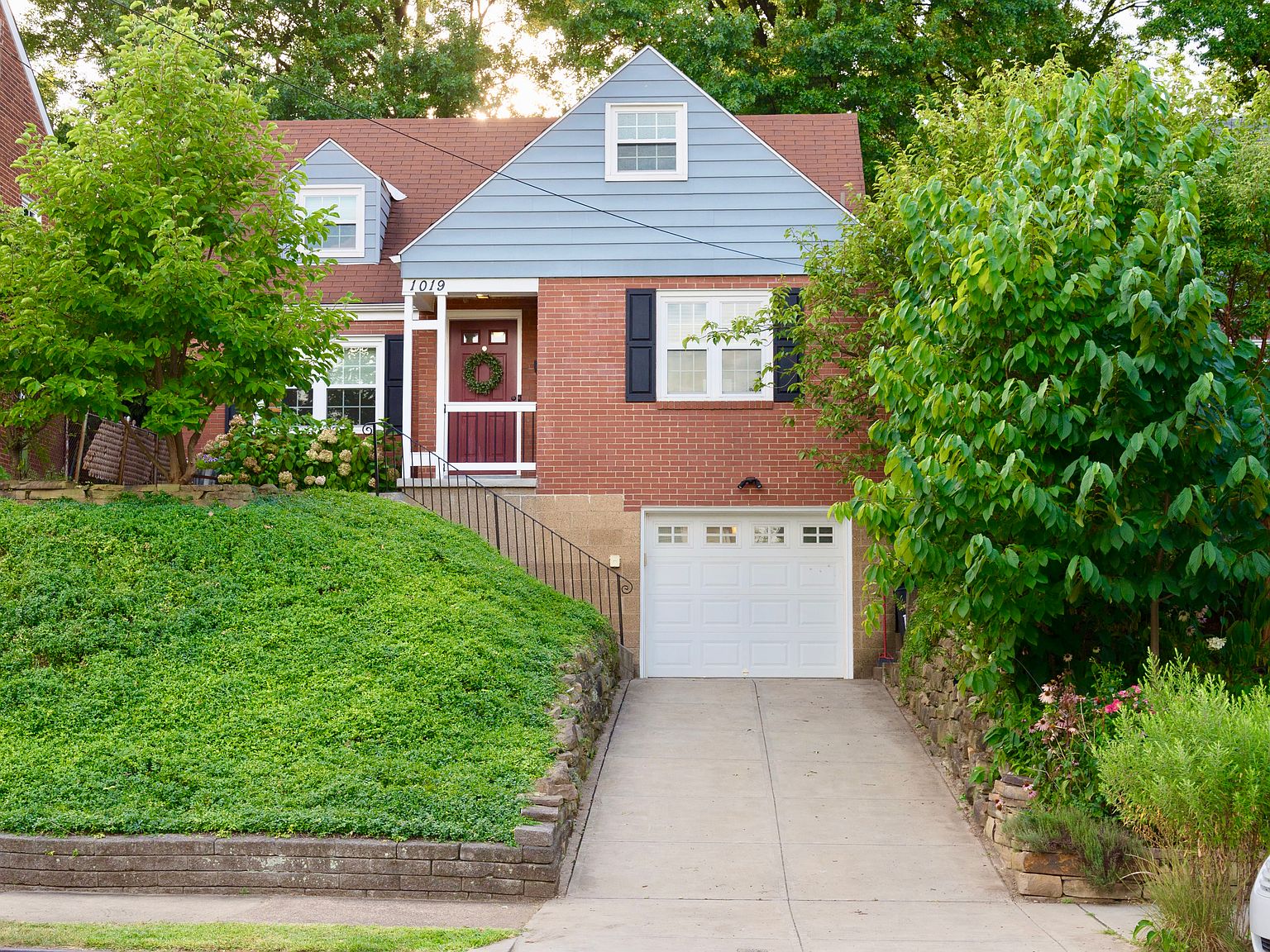 1019 Winterton St, Pittsburgh, PA 15206 Zillow
