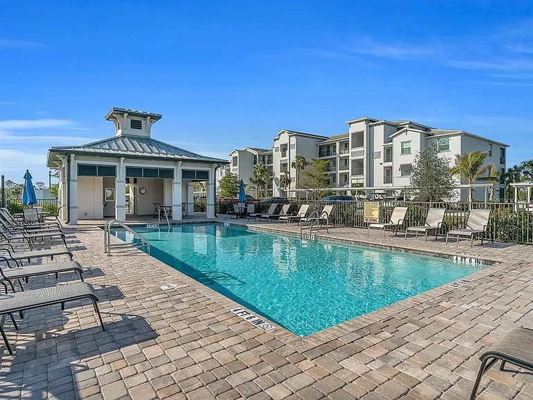 14214 Heritage Landing Blvd #817 — Photo 71