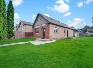 3844 S Artesian Ave, Chicago, IL 60632
