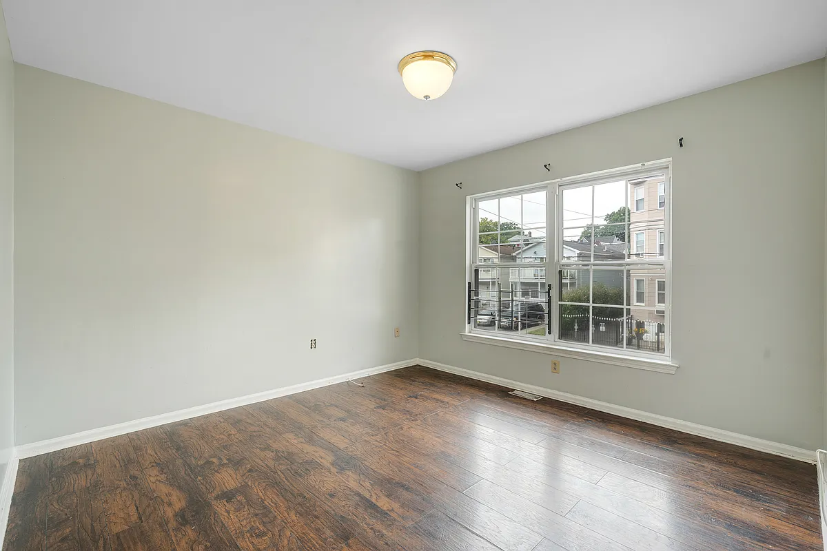 Living Room of the aappartment - 54 Norwood St #1