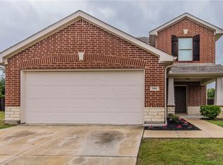 1901 E Dickey Dr, Grand Prairie, TX 75051