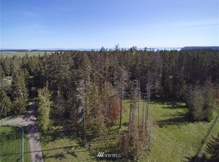 999 Big Foot Ln, Sequim, WA