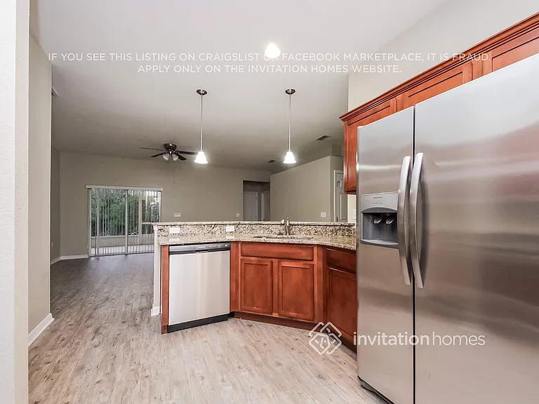 3605 Bristol Cove Ln — Photo 6