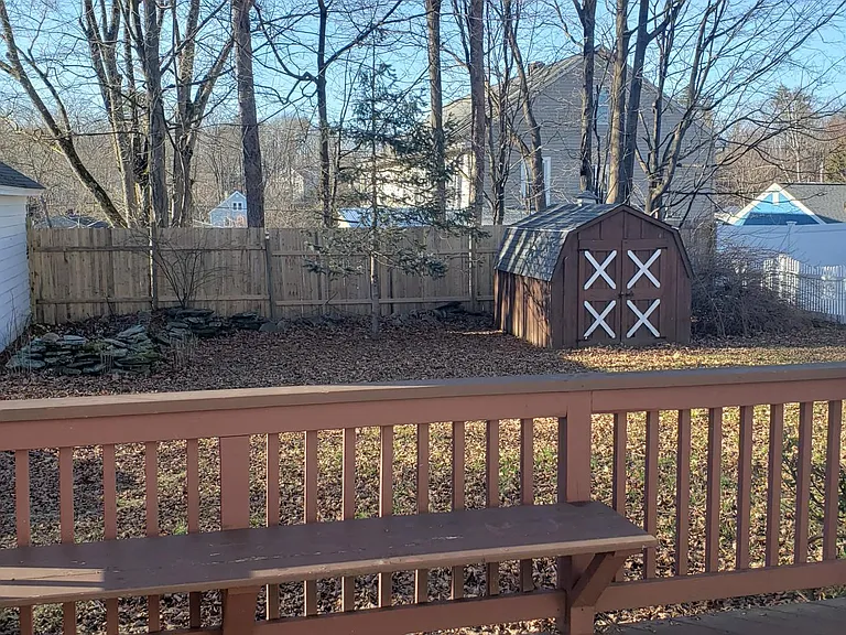 52 Newell Ave — Photo 15