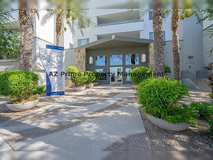 1st image of 945 E Playa Del Norte Dr