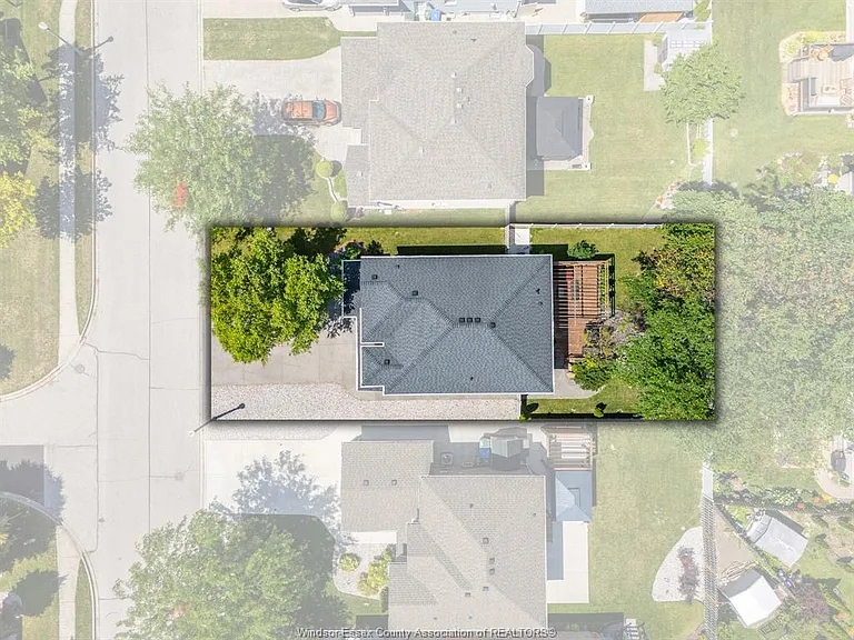 1376 Lakeview Ave — Photo 50