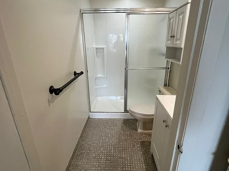 Shadow Creek Apartments — Photo 37