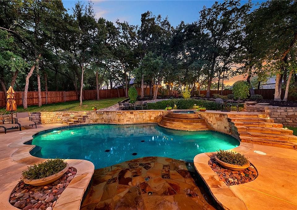 1st image of 512 Spicewood Ct