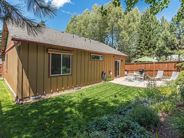 19509 Brookside Way — Photo 18