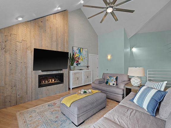 5th image of 1586 Bowden Cir