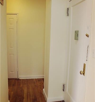 2nd image of 647 W 207th St APT 6d