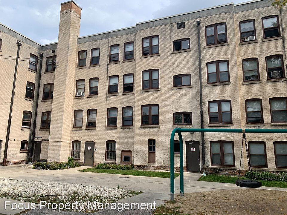 1st image of 130 Forest Ave #12