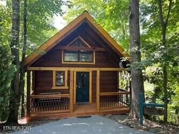 532 Hoot Owl Way, Gatlinburg, TN 37738