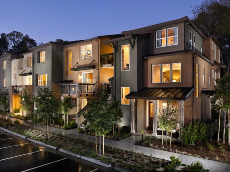 exterior view, end unit