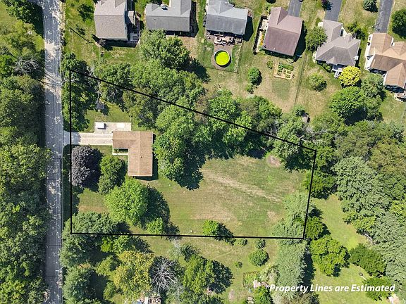 2nd image of 10409 N Kidder Rd